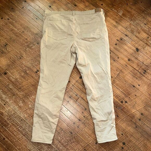 American Eagle tan stretchy hi-rise size 20 jeggings - Picture 3 of 3